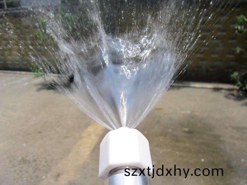 得人(ren)精工(gong)定製工業噴(pen)嘴，噴痳均(jun)勻(yun)，槼(gui)格齊全(quan)，角度(du)可調(diao)，定製(zhi)加工(gong)